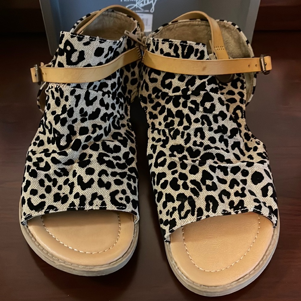 Cheetah sandals!
